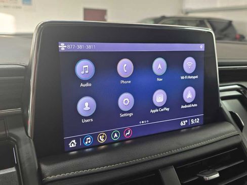 Used 2021 Chevrolet Suburban Premier w/ Premium Package image 16