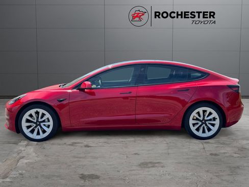Used 2022 Tesla Model 3 Long Range AWD/4WD image 2