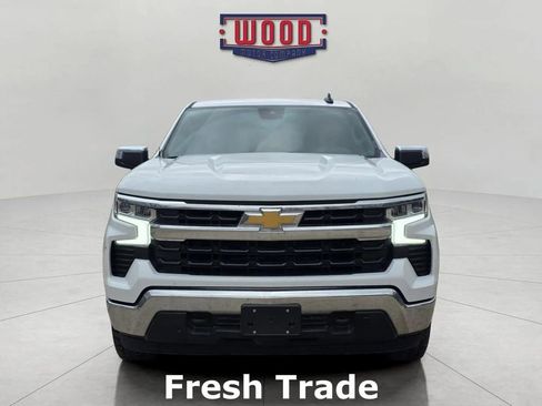 Used 2023 Chevrolet Silverado 1500 LT image 2