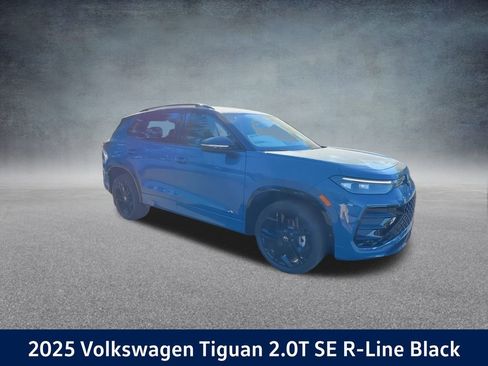 New 2025 Volkswagen Tiguan SE R-Line image 2