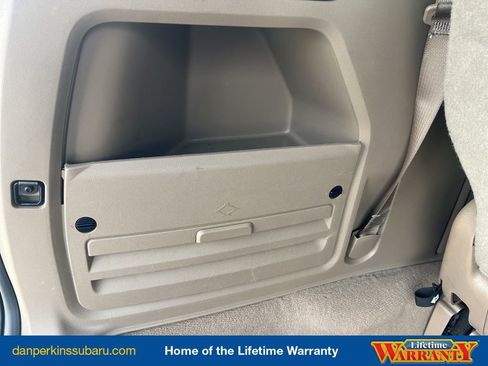 Used 2016 Chrysler Town & Country Touring image 48