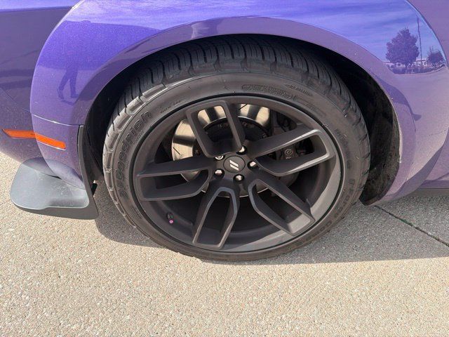 Used 2019 Dodge Challenger R/T Scat Pack w/ Widebody Package RWD image 4