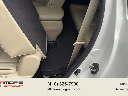 Used 2017 Acura MDX SH-AWD w/ Advance Package image 33