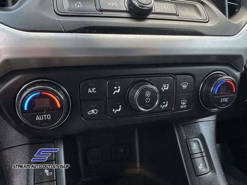 Used 2019 GMC Acadia SLE w/ Driver Alert Package I image 31