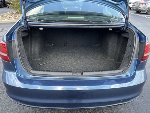 Used 2018 Volkswagen Jetta S image 34