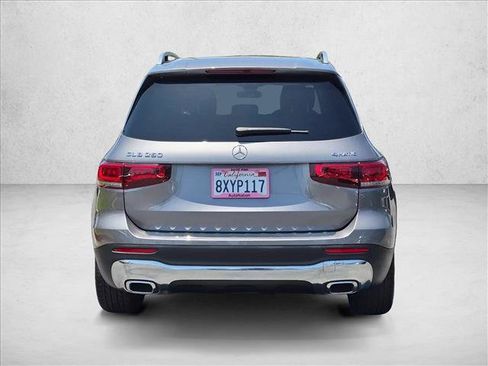 Used 2021 Mercedes-Benz GLB 250 4MATIC image 7