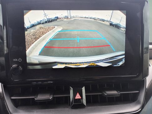 Used 2025 Toyota Corolla LE w/ Convenience Package image 16