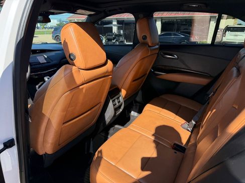 Used 2019 Cadillac XT4 Sport w/ LPO, Midnight Sport Package AWD/4WD image 15