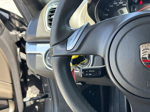 Used 2013 Porsche Boxster RWD image 33