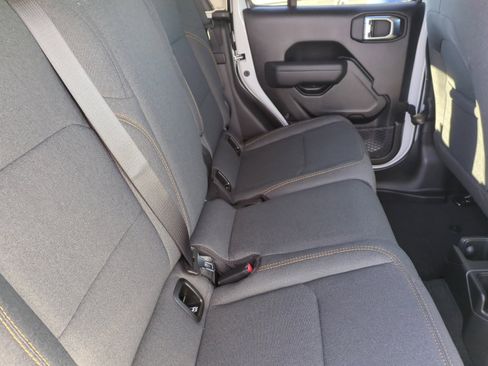 New 2026 Jeep Gladiator Sport image 18