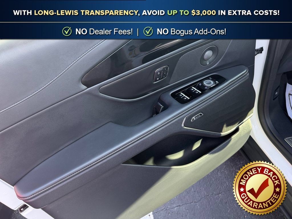 Used 2026 Lincoln Nautilus Reserve w/ Jet Appearance Package AWD/4WD image 16