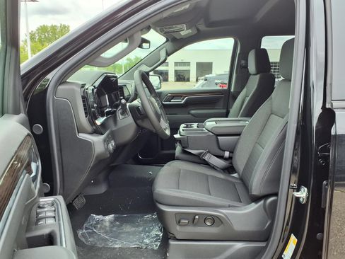New 2026 Chevrolet Silverado 1500 LT AWD/4WD image 12