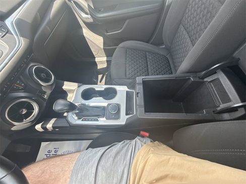 Used 2019 Chevrolet Blazer LT image 22