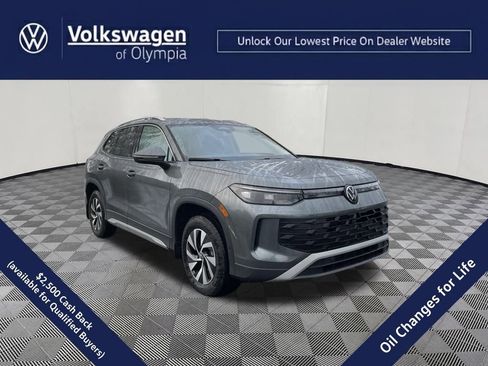 New 2026 Volkswagen Tiguan S AWD/4WD image 1