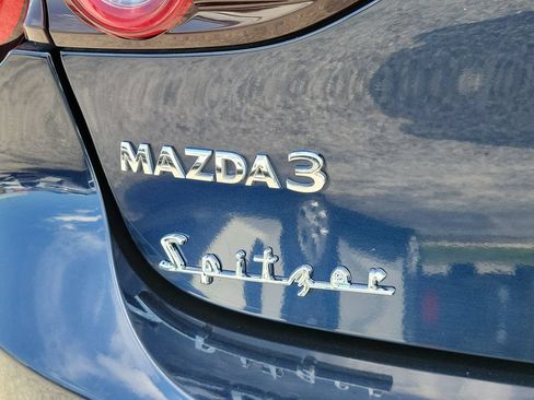 Used 2024 MAZDA MAZDA3 s FWD image 5