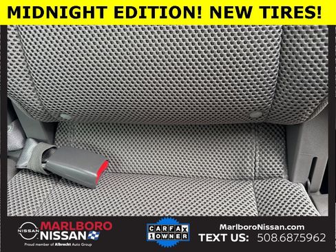 Certified 2020 Nissan Frontier SV w/ Midnight Edition Floor Mats image 17