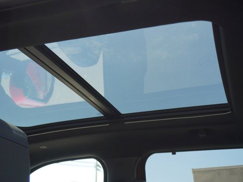 New 2026 Toyota Tundra Platinum AWD/4WD image 18