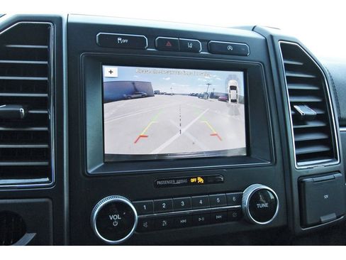 Used 2019 Ford Expedition Limited w/ Equipment Group 301A RWD image 22