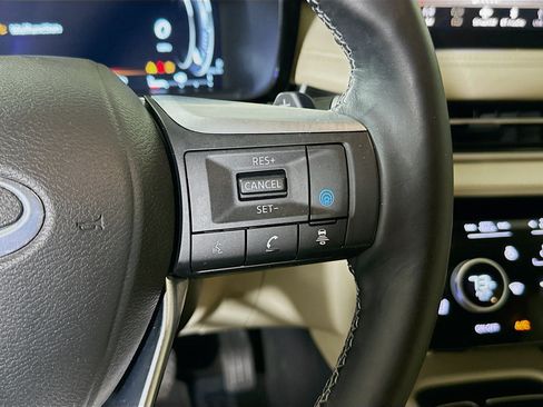 Used 2024 INFINITI QX60 Sensory w/ Cargo Package AWD/4WD image 16