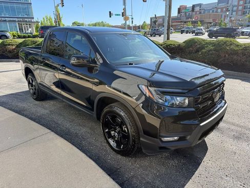 Used 2024 Honda Ridgeline Black Edition image 3