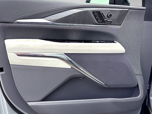 New 2026 Cadillac Escalade IQL Sport 1 image 19