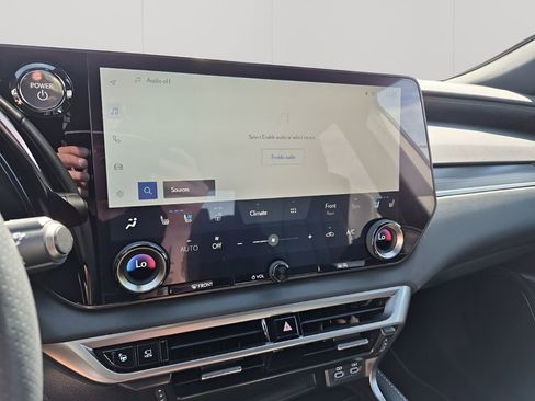 Used 2024 Lexus RX 500h F Sport w/ Convenience Package image 41