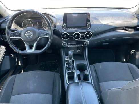 Certified 2021 Nissan Sentra SV FWD image 8