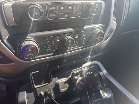 Used 2017 GMC Sierra 1500 SLE w/ Elevation Edition AWD/4WD image 42