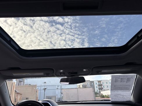 Used 2018 Chevrolet Camaro SS image 25