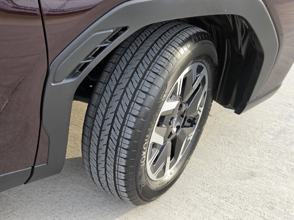 Used 2026 Subaru Forester Premium AWD/4WD image 5