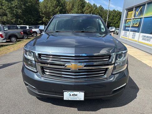 Certified 2020 Chevrolet Suburban Premier w/ Premier 6.2L Value Package image 2