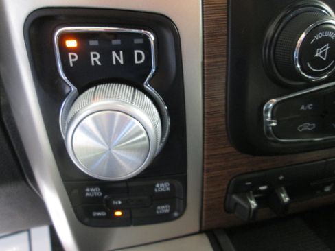 Used 2018 RAM 1500 Laramie w/ Convenience Group image 22