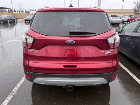 Used 2018 Ford Escape Titanium AWD/4WD image 6
