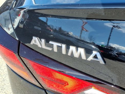 Certified 2024 Nissan Altima 2.5 SV w/ SV Premium Package AWD/4WD image 25