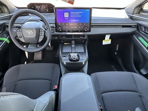 New 2026 Toyota C-HR AWD/4WD image 10