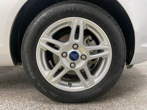 Used 2017 Ford Fiesta SE image 19