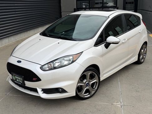 Used 2018 Ford Fiesta ST FWD image 2
