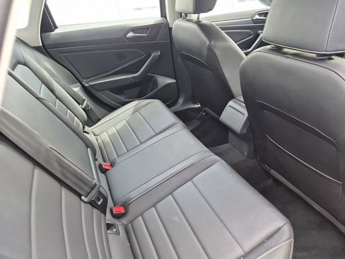 Used 2024 Volkswagen Jetta SE image 18