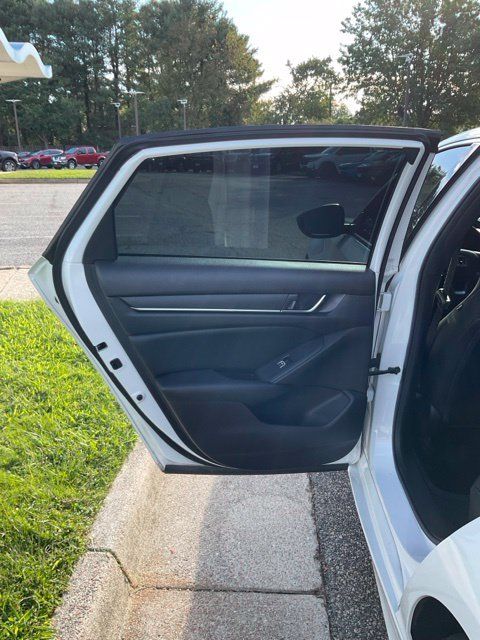 Used 2021 Honda Accord Sport image 15