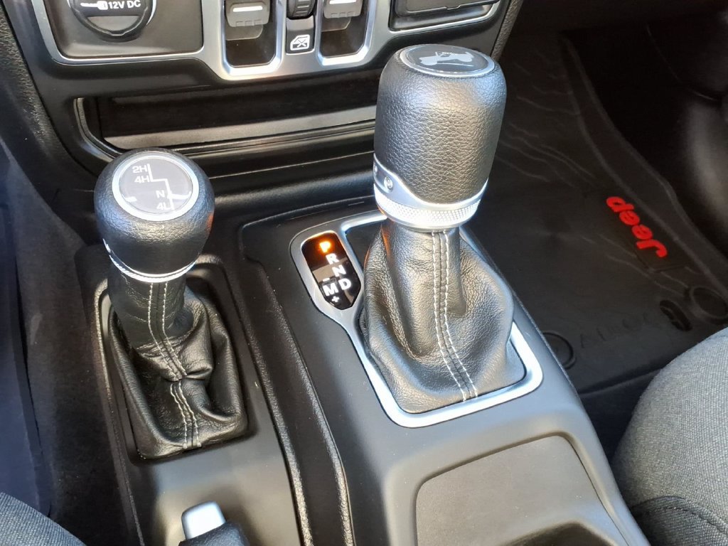 Certified 2026 Jeep Wrangler Unlimited Sahara AWD/4WD image 9