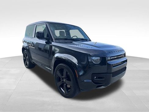 New 2024 Land Rover Defender 90 V8 image 4