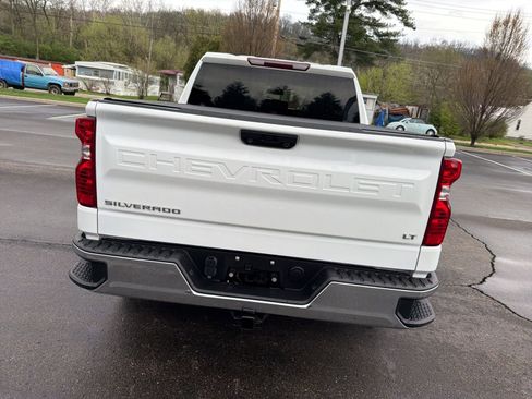 Used 2022 Chevrolet Silverado 1500 LT w/ Protection Package image 4
