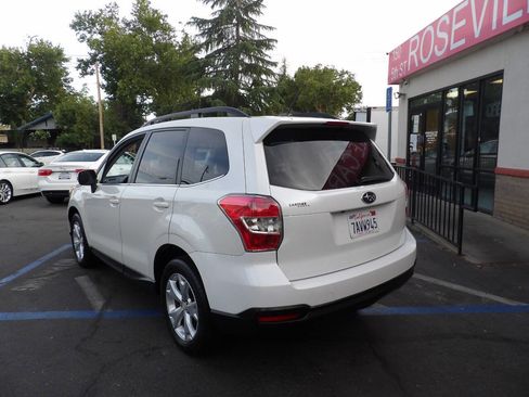 Used 2014 Subaru Forester 2.5i Touring AWD/4WD image 4