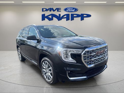 Used 2024 GMC Terrain Denali w/ LPO, Floor Liner Package AWD/4WD image 1