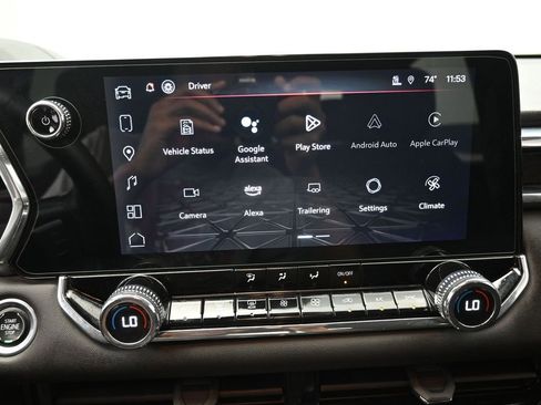 Used 2023 GMC Canyon Elevation w/ Convenience Package image 9