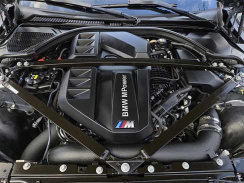 Used 2022 BMW M4 xDrive Competition image 42