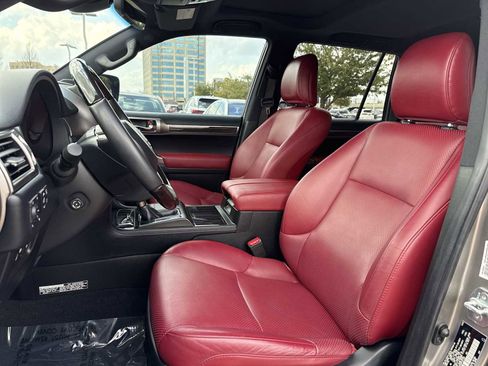 Used 2023 Lexus GX 460 Luxury w/ Accessory Package image 20