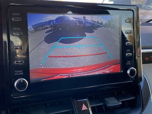 Used 2020 Toyota Corolla LE image 20