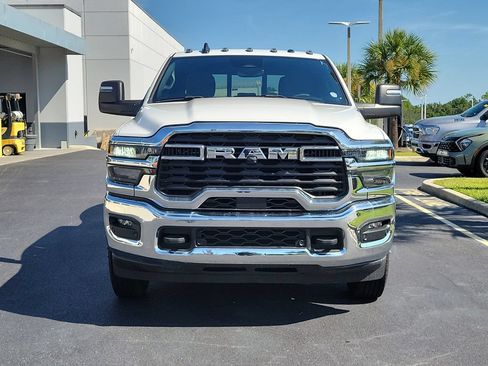 Used 2025 RAM 3500 Tradesman AWD/4WD image 2