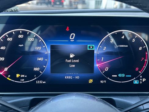 Used 2022 Mercedes-Benz C 300 Sedan image 23